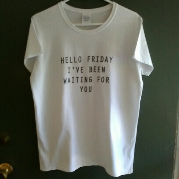 GILDAN Tops - Gildan White Tee